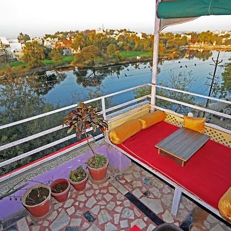 Hotel Rang Sagar Haveli Udaipur Exteriör bild