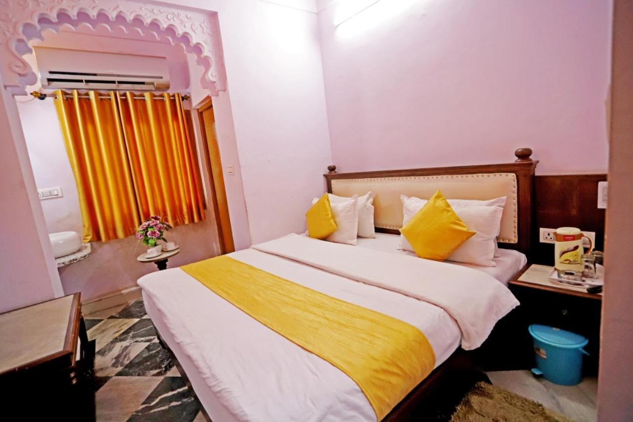 Hotel Rang Sagar Haveli Udaipur Exteriör bild