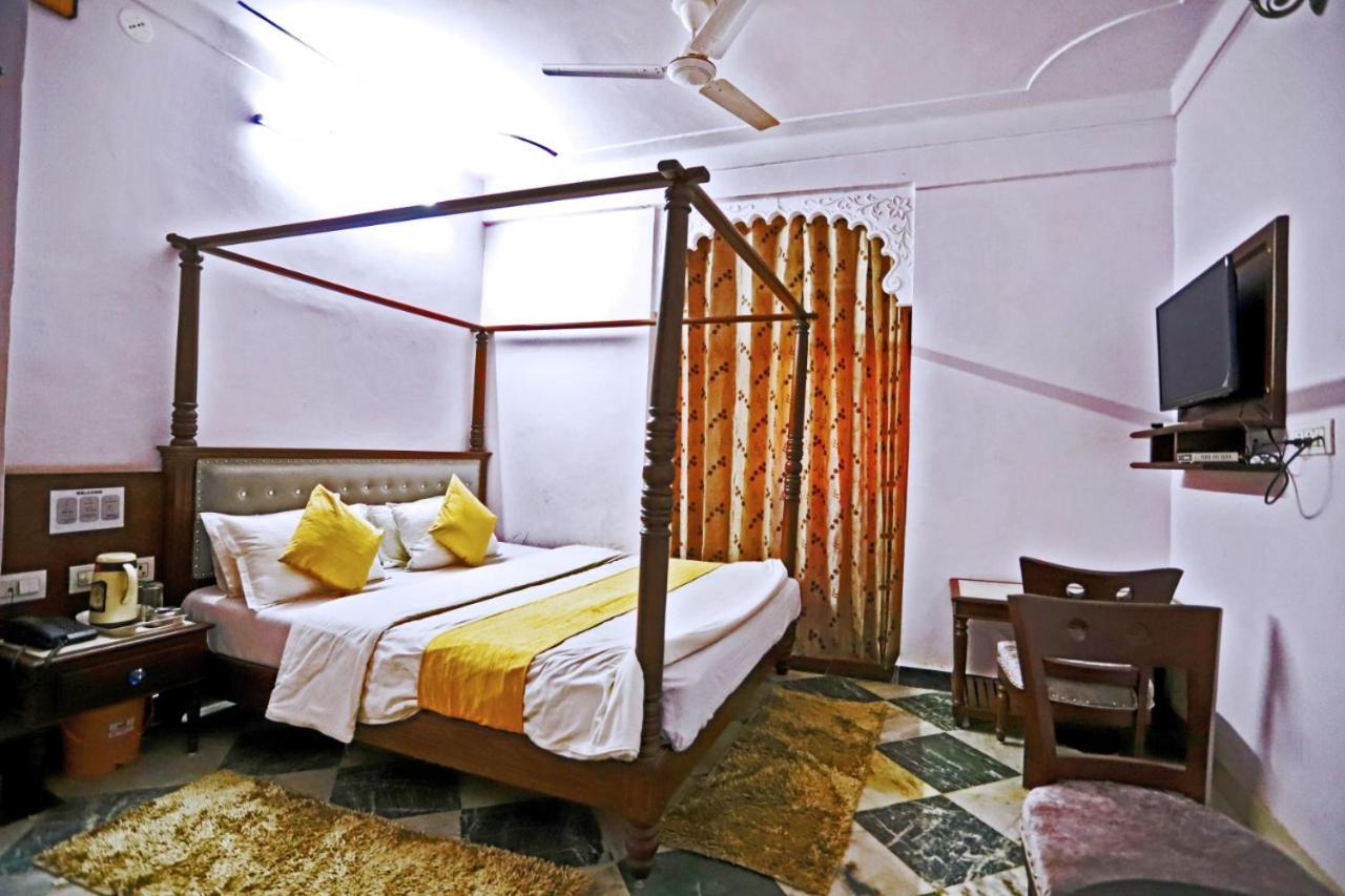 Hotel Rang Sagar Haveli Udaipur Exteriör bild