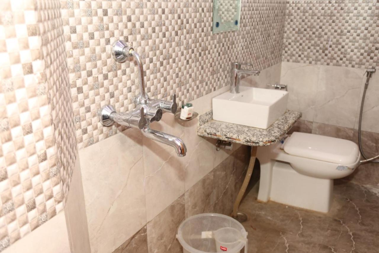 Hotel Rang Sagar Haveli Udaipur Exteriör bild