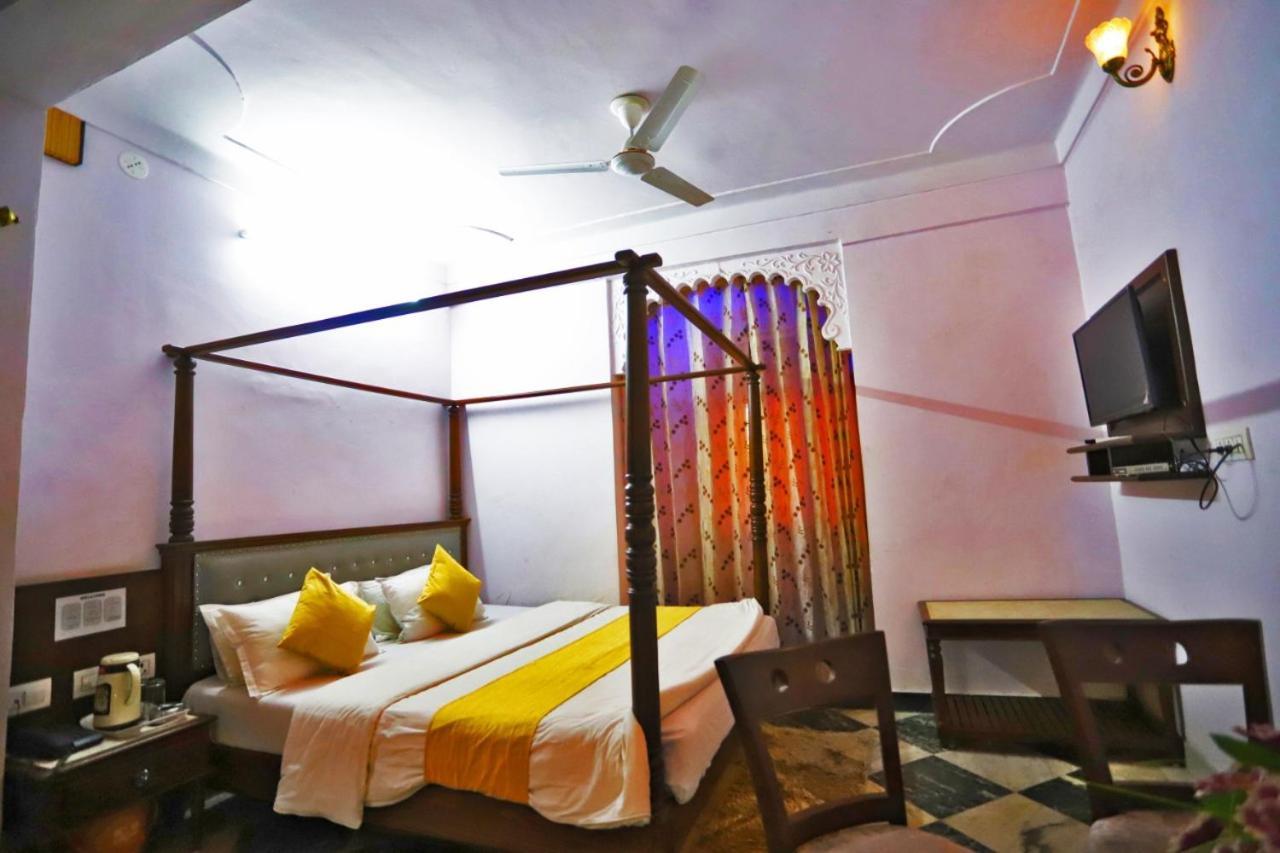 Hotel Rang Sagar Haveli Udaipur Exteriör bild