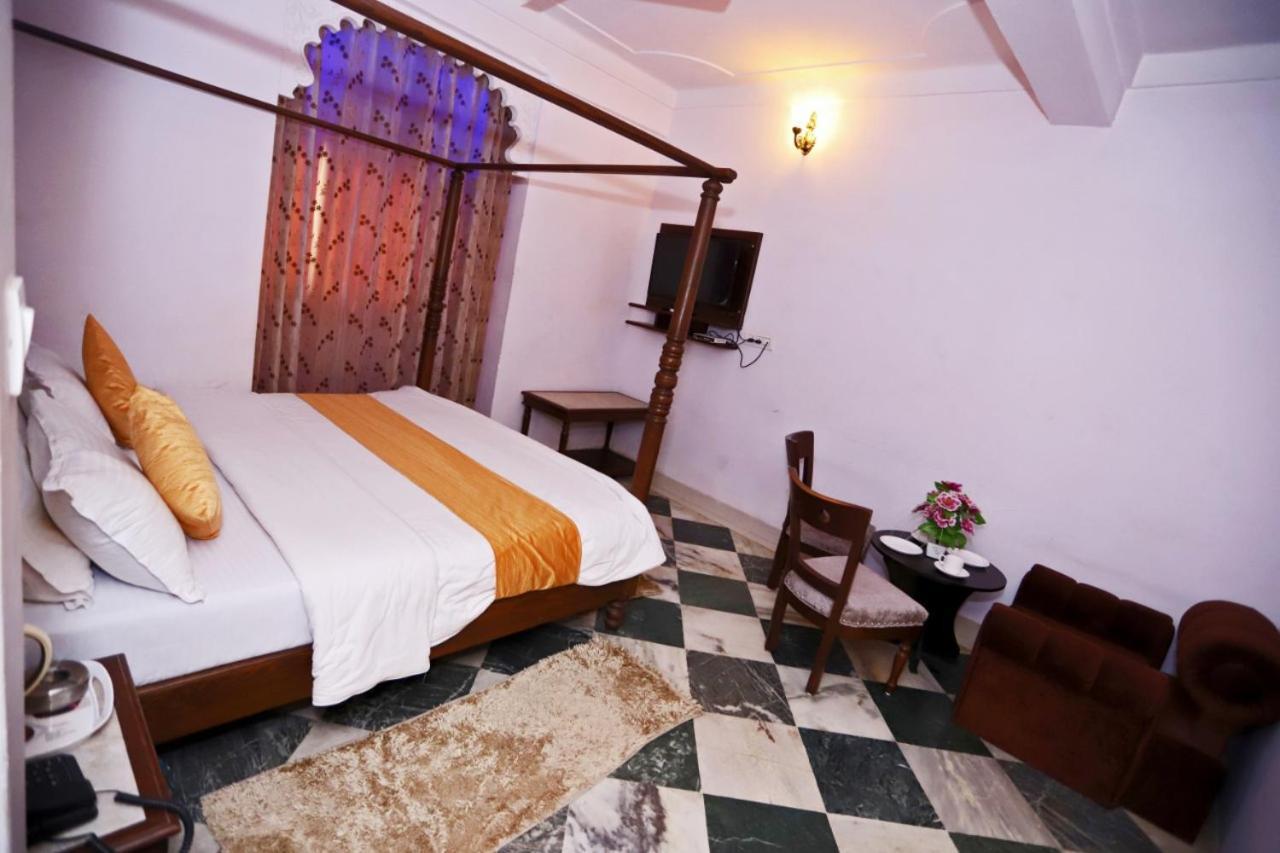 Hotel Rang Sagar Haveli Udaipur Exteriör bild