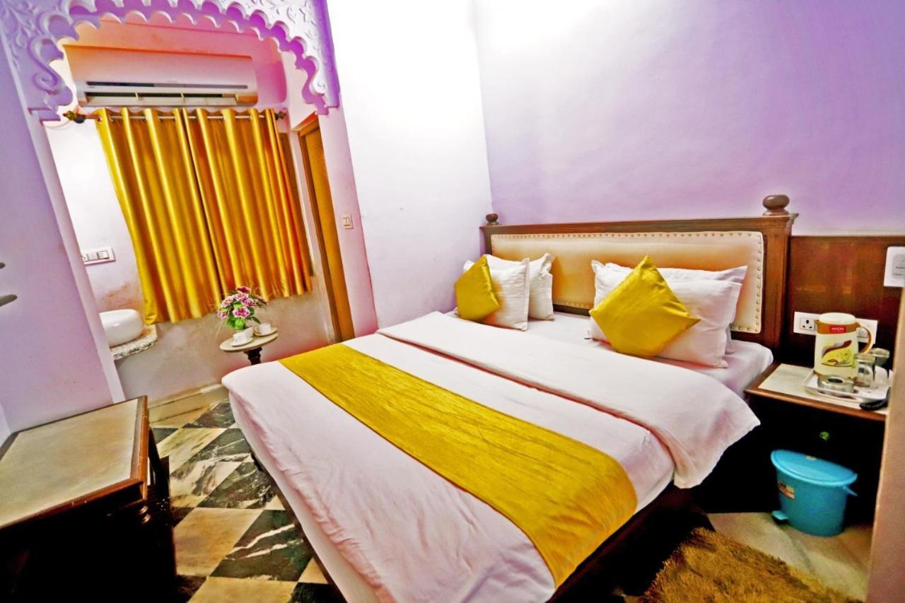 Hotel Rang Sagar Haveli Udaipur Exteriör bild