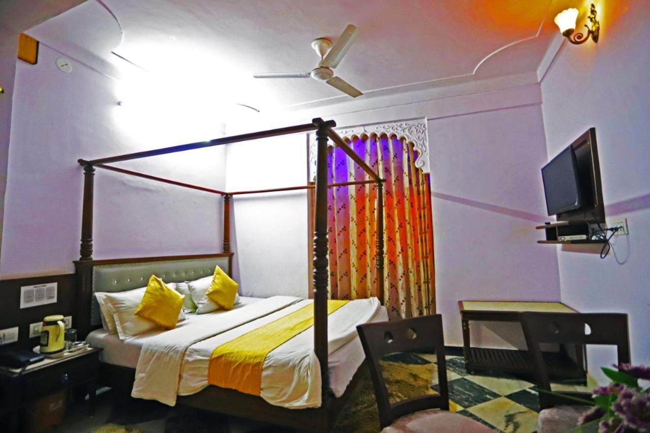 Hotel Rang Sagar Haveli Udaipur Exteriör bild