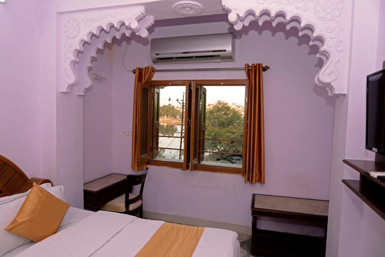 Hotel Rang Sagar Haveli Udaipur Exteriör bild