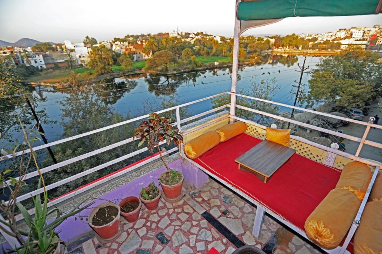 Hotel Rang Sagar Haveli Udaipur Exteriör bild